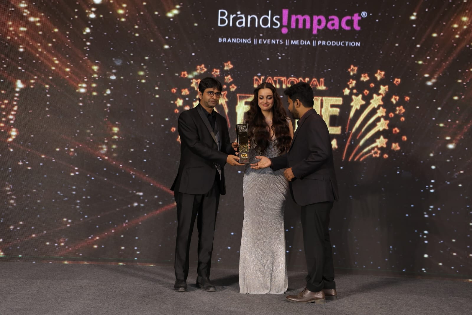 NATIONAL FAME AWARD RECEIVED MOMENT